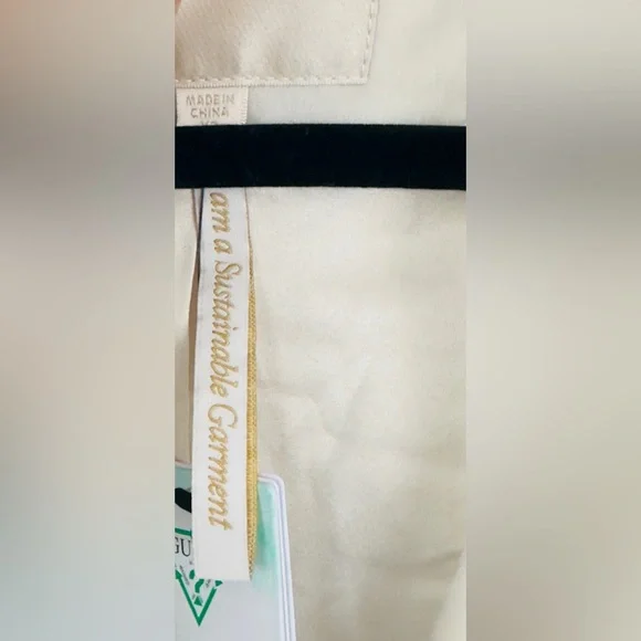 “Guess” - Cream Snow White Belted Trench Coat (Sustainable Wool Garment) NWT - Picture 7 of 15